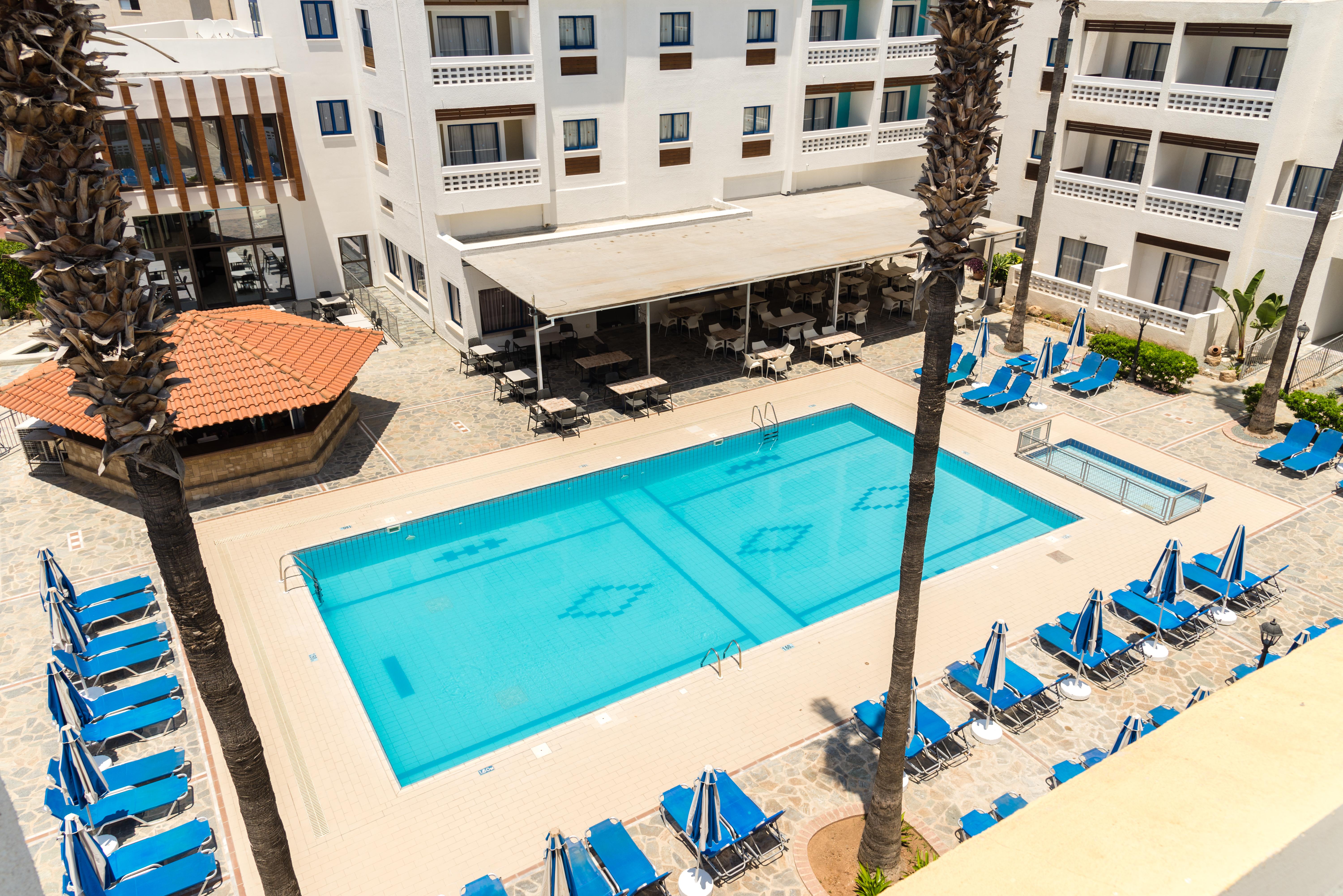 Kefalos Damon Hotel Apartments Paphos Exterior photo